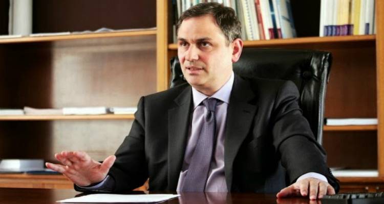 Φίλιππος Σαχινίδης στον FM 100: Να κλείσει άμεσα η αξιολόγηση (mp3)