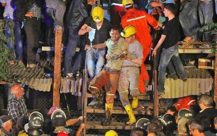 Τραγωδία στην Τουρκία - 205 νεκροί από την έκρηξη στο ανθρακωρυχείο (photos)