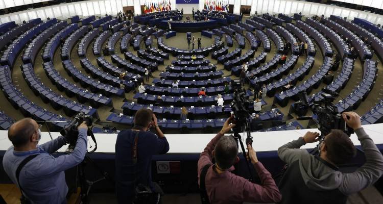 Ψηφίζεται σήμερα στο Ευρωκοινοβούλιο το Ευρωπαϊκό Πιστοποιητικό | Τι άλλα θέματα θα συζητηθούν