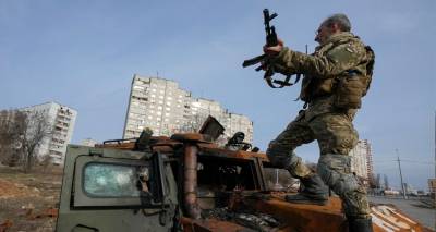 Ρωσική εισβολή: Οι ουκρανικές δυνάμεις που υπερασπίζονται το Χάρκοβο έχουν φθάσει στα σύνορα με τη Ρωσία, ισχυρίζεται ο τοπικός κυβερνήτης