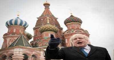 Πανηγυρίζουν οι Ρώσοι για την παραίτηση Τζόνσον