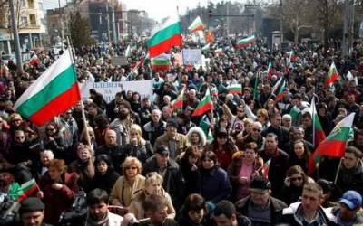 Βουλγαρία: Δεκάδες χιλιάδες διαδήλωσαν κατά της διαφθοράς και της φτώχειας