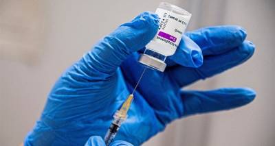 Κορωνοϊός: Η Κομισιόν απειλεί να αποκλείσει τις εξαγωγές του εμβολίου της AstraZeneca