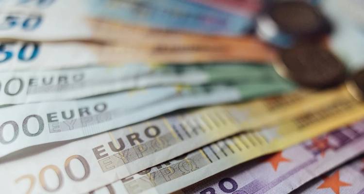 «Έρχονται» τα νέα χαρτονομίσματα του ευρώ -Τι θα απεικονίζουν
