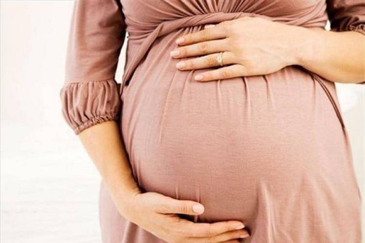 Τούρκος νομικός: Αντιαισθητικό θέαμα οι έγκυες να κυκλοφορούν στους δρόμους με την κοιλιά