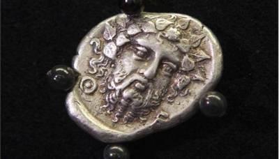 Πέντε αρχαία σπάνια νομίσματα επιστράφηκαν στην Ελλάδα