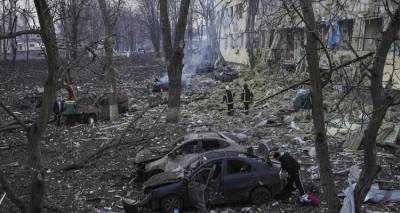 Ουκρανία: Διπλωματικό θρίλερ μετά το προσχέδιο συμφωνίας 15 σημείων, στη σκιά της φρίκης των βομβαρδισμών
