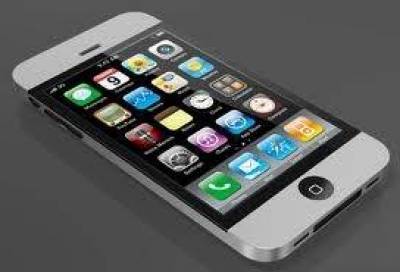 Κυκλοφόρησε και εξαντλήθηκε το iPhone 5 στην Ελλάδα