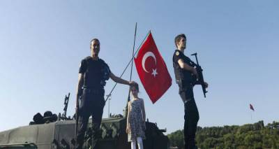 Άγρια νύχτα στην Τουρκία | Aπέτυχε πραξικόπημα κατά του Ερντογάν
