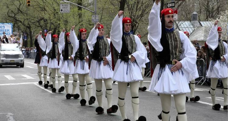 Νέα Υόρκη: Στις 5 Ιουνίου η ελληνική παρέλαση στην 5η Λεωφόρο - Με τη συμμετοχή των Ευζώνων της Προεδρικής Φρουράς