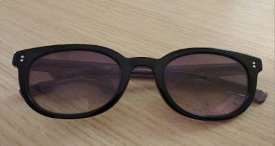 Λήμνος: Ξεχασμένα γυαλιά ηλίου | Μήπως είναι δικά σας;