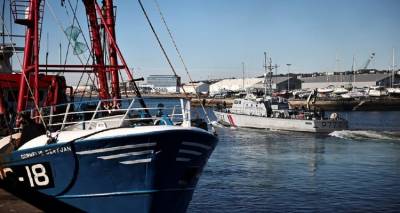 Εντείνεται η γαλλοβρετανική διαμάχη για την αλιεία μετά το Brexit
