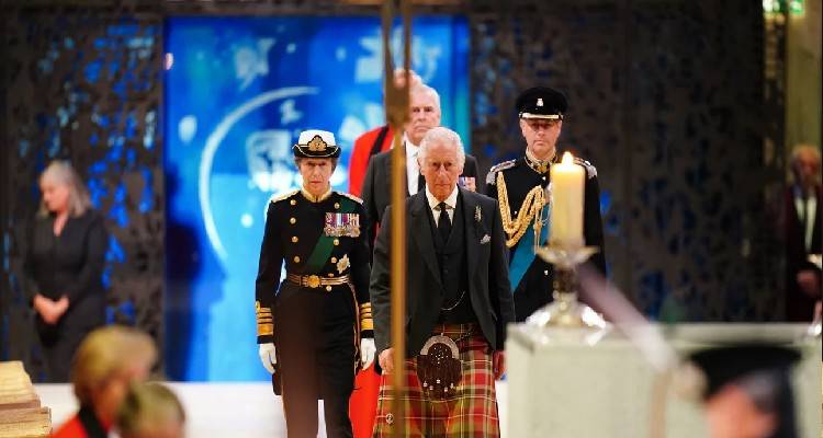 Κηδεία βασίλισσας Ελισάβετ: Τελευταίο ταξίδι σήμερα στο Λονδίνο -Σχέδιο 6 ημερών ως την κηδεία