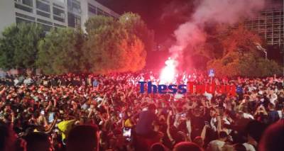 Θεσσαλονίκη: Το... αδιαχώρητο και πάλι στο ΑΠΘ | «Κορωνοπάρτι» με 3.000 άτομα, DJ και πυρσούς