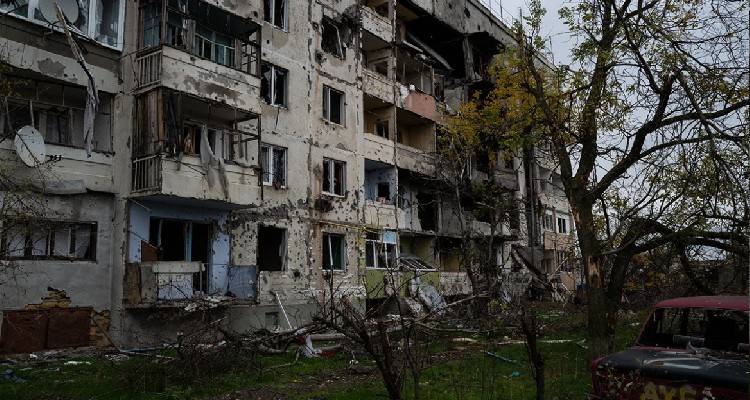 Πόλεμος στην Ουκρανία: Η Ρωσία αποσύρεται από τη Χερσώνα