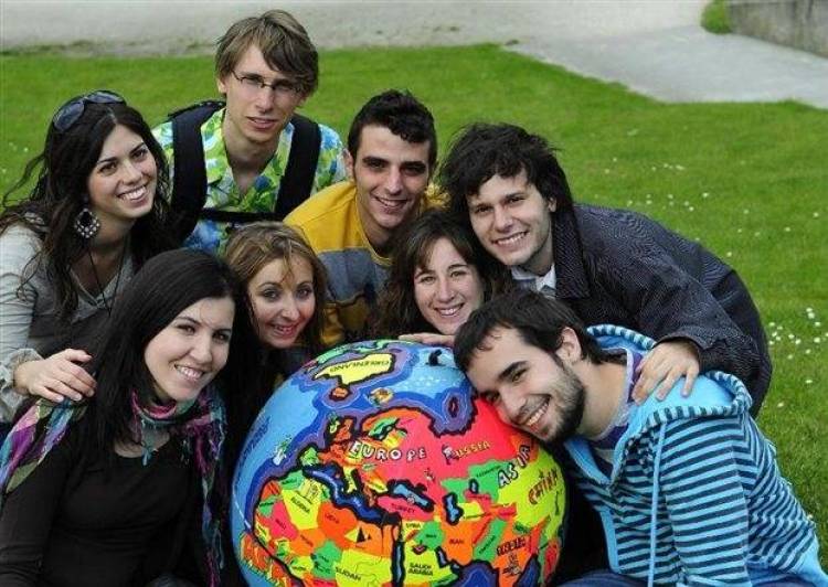 Οι προσωπικότητες της Ευρώπης έσωσαν το πρόγραμμα Erasmus