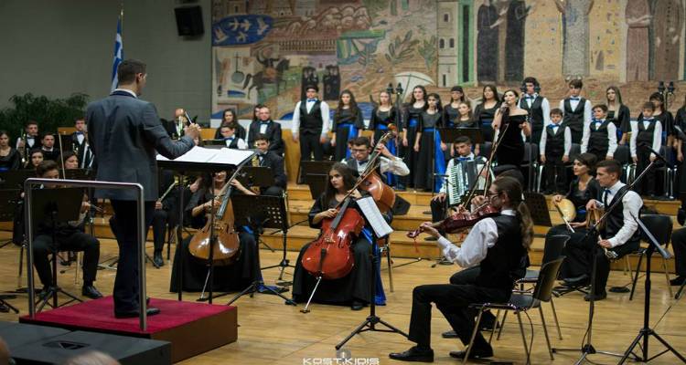 Με μεγάλη επιτυχία η πρεμιέρα της Συμφωνικής Ορχήστρας Νέων Ελλάδος στη Θεσσαλονίκη (photos &amp; video)