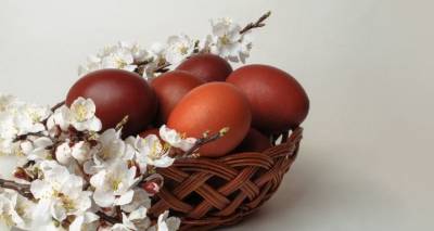 Γιατί βάφουμε κόκκινα τα αυγά τη Μεγάλη Πέμπτη