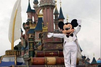 Σωρεία παραπόνων από επισκέπτες εναντίον της παρισινής Disneyland