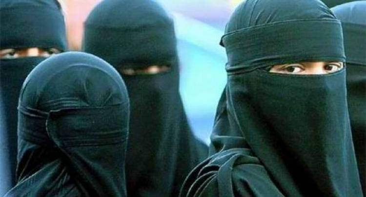 Μόνο το τσιπάκι λείπει από τις γυναίκες στη Σ. Αραβία